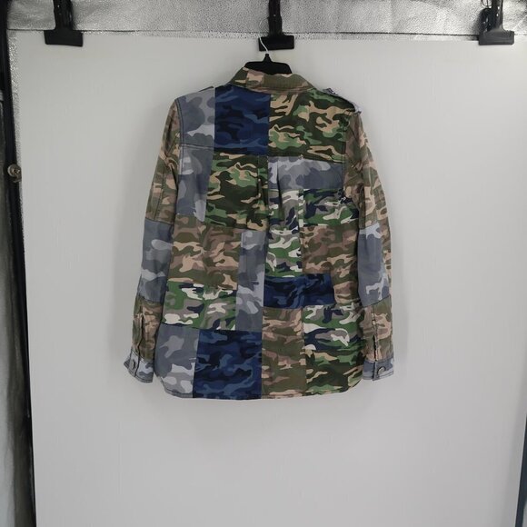 GAP Women's Multi-Colored Camo Jacket size Small - Picture 10 of 12